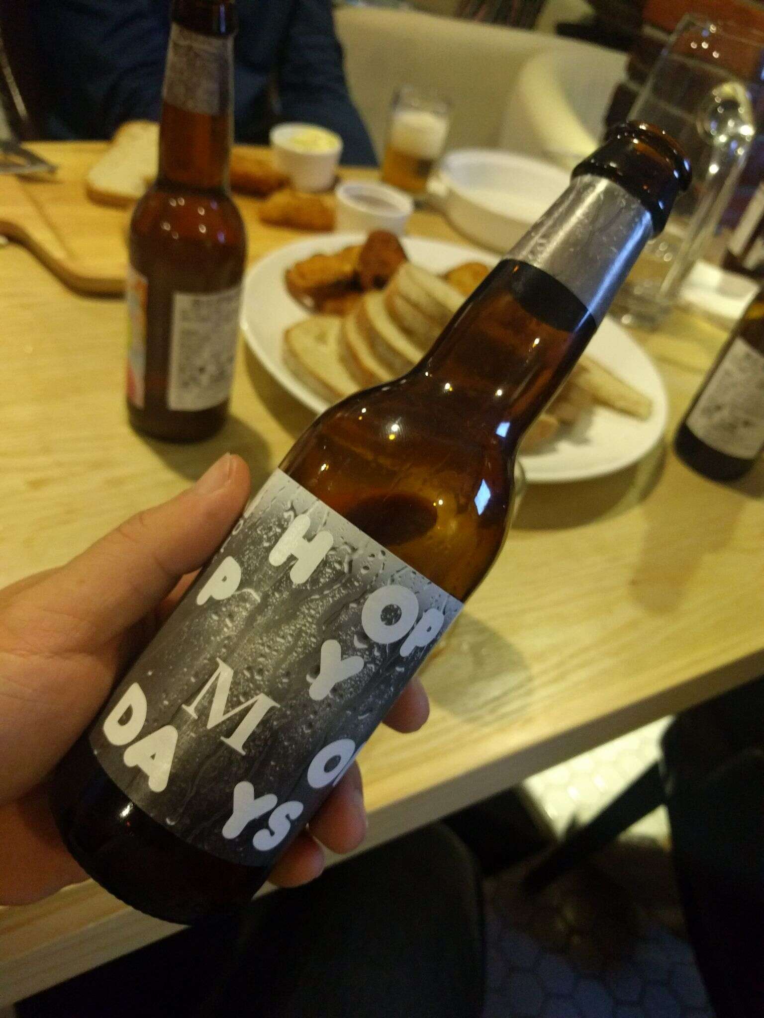 To Øl Hoppy Mondays 20160831 195904